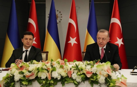 Presidenti turk, Erdogan dhe homologu ukrainas, Vladimir Zelensky