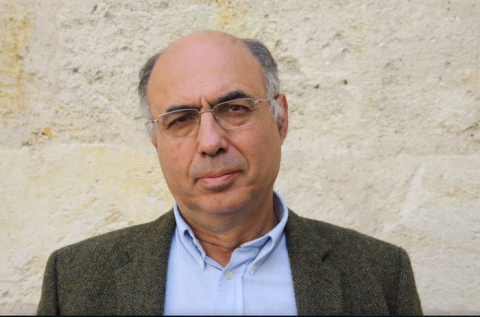 Daniel Cérézuelle - Filozof. Pas përfundimit të studimeve në SHBA nën drejtimin e Hans Jonas, ai iu përkushtua hulumtimit të rrënjëve dhe manifestimeve të “imagjinarit teknicist”( techniciste)